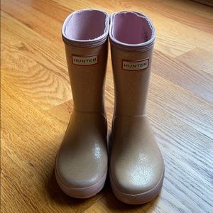 Pink glitter hunter boots